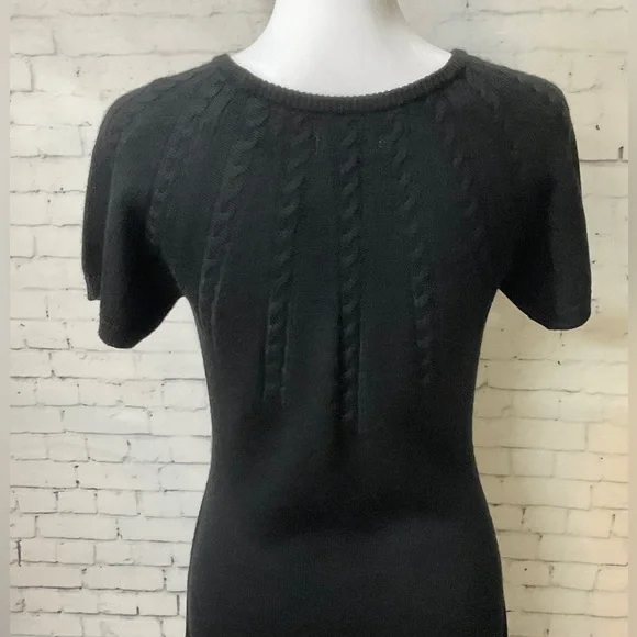 Calvin Klein Women Black BodyCon Sheath Wool Sweater Dress Cap Sleeve XS… - Picture 10 of 11